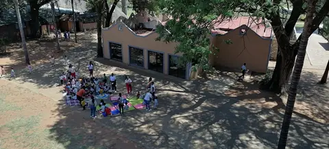 School, camp and teambuilding